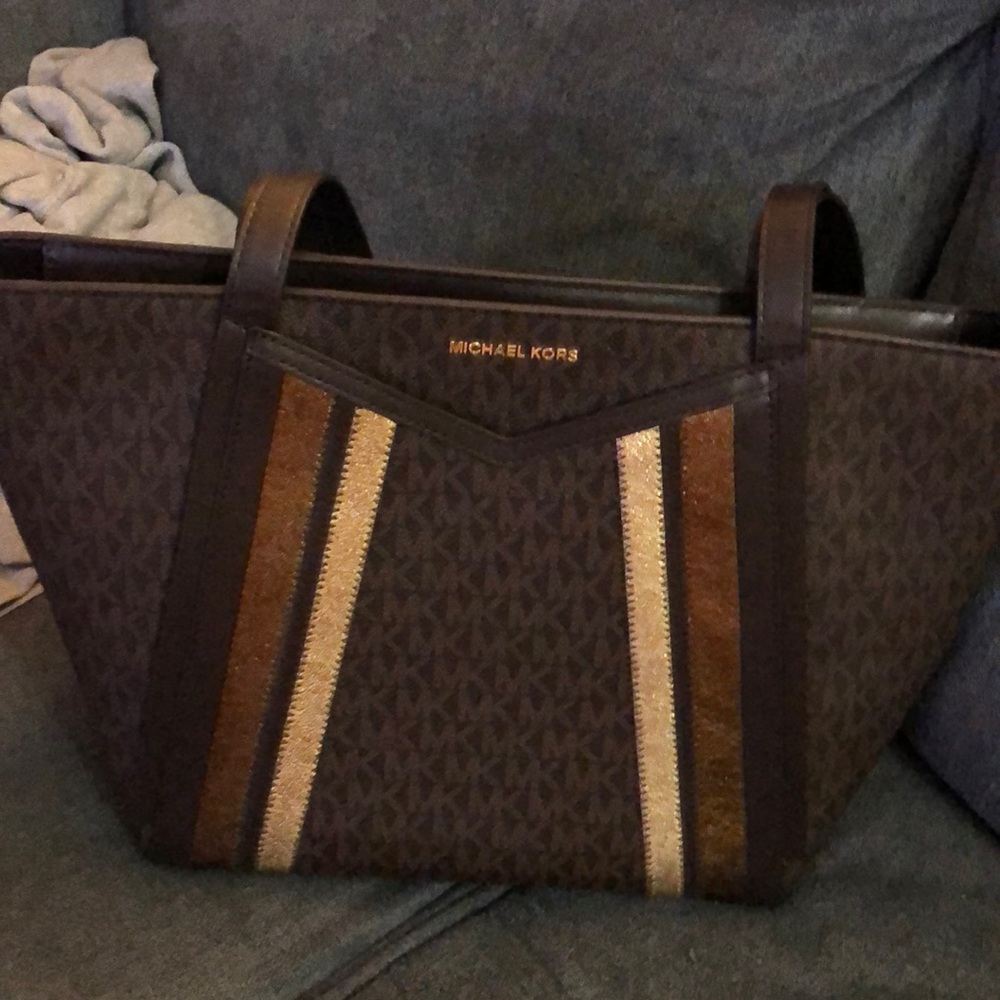 Authentic Michael Kors Small Tote